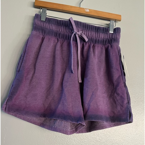 Women’s Combo Set Oversized Hoodie Sweatshirt and Short.    Size S.      Purple - Picture 11 of 14